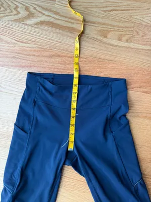 Lululemon Speed Up Tight 28” True Navy Size 4 Full-On Luxtreme thumbnail 6