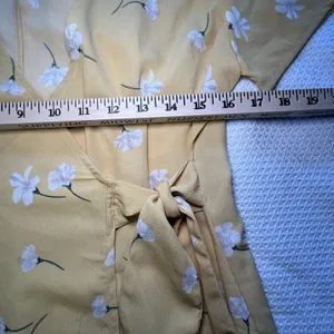 Amuse Society Yellow‎ Wrap Dress White Flowers Size L thumbnail 5