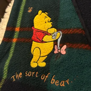Disney Vest Womens L Winnie The Pooh Tartan Plaid Fleece Embroidered Vintage. thumbnail 3