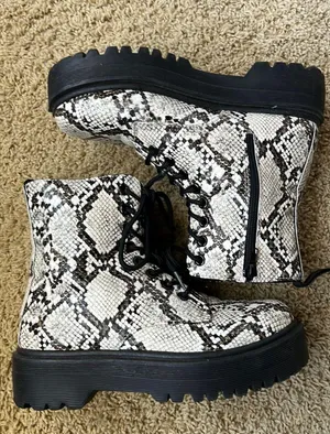 Leather Boots thumbnail 3
