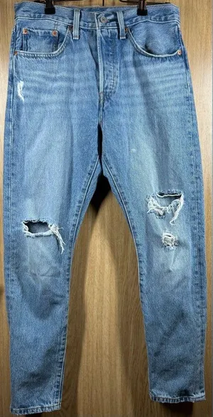 Levis 501 Jeans Women’s 27x28 Straight Leg Distressed Button Fly Vintage Denim thumbnail 1