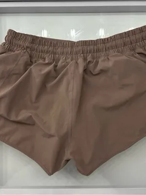 Lululemon Hotty Hot Low-Rise Lined Short 2.5 (Ready To Ship) thumbnail 3