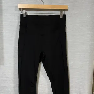 Halara Black Crossover V-Waist Ruched Scrunch Butt Pockets Leggings Womens M thumbnail 3
