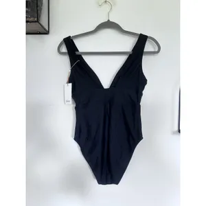 NWT Quince Black Italian Plunge One-Piece Swimsuit Sz Small thumbnail 4