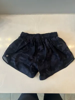 Lululemon Shorts thumbnail 3