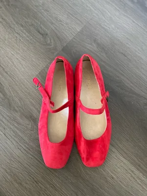 Vionic Alameda Mary Jane Flats Red thumbnail 4