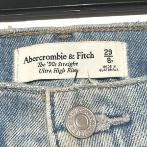 Abercrombie & Fitch 90s Straight Ultra High Rise 8 thumbnail 4