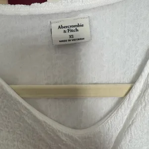 Abercrombie & Fitch‎ Tank Top Womens XS White Textured Crinkle Casual thumbnail 3