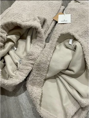 Fuzzy fleece 2pc Matching lounge set Size M thumbnail 5