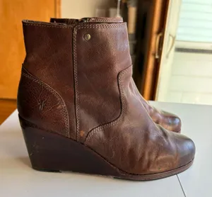 Frye‎ Leather Wedge Ankle Booties Women Brown Side Zip Round Toe Boots thumbnail 1