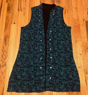 Parsley & Sage brand reversible vest in size medium. thumbnail 1