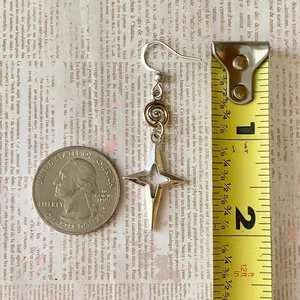 Handmade sparkle star & swirl grunge y2k street style dangle earrings💫🌀 thumbnail 7