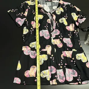 Cherokee scrub top‎ thumbnail 3