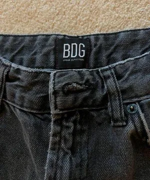 Urban Outfitters Straight Leg Mom Jeans - Dark Grey thumbnail 4