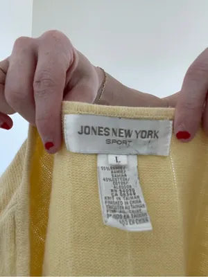 Vintage Butter Yellow Embroidered Flower Sleeveless Knit Top thumbnail 5