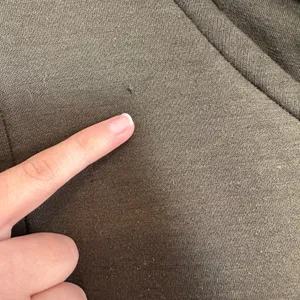 Lululemon | City Sleek‎ Pullover Athletic Hoodie in Dark Olive thumbnail 8