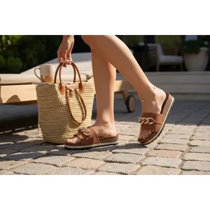 Alexis Bendel Womens Comfort Slide Sandals Size 6 Tan Chain Accent Footbed NIB thumbnail 3