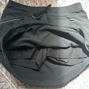 Athleta Black Metro Pull-On Active Skort Skirt Zipper Pockets thumbnail 5