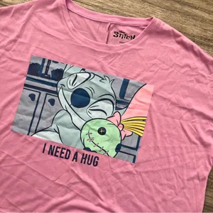 Disney Stitch Angel Hugging '' I NEED A HUG''Crop T-Shirt PURPLE/PINK MEDIUM #18 thumbnail 5