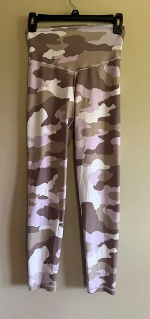 OFFLINE by Aerie Real Me 7/8 Leggings Lavender Camo High Waist Purple Brown M thumbnail 1