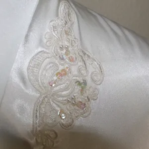 PINK - Victoria's Secret Vintage Y2k White Silky Embroidered Robe - Size Small thumbnail 7