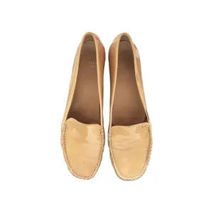 Stuart Weitzman Patent Leather Tan Loafer Driving Shoe Size 9 thumbnail 3