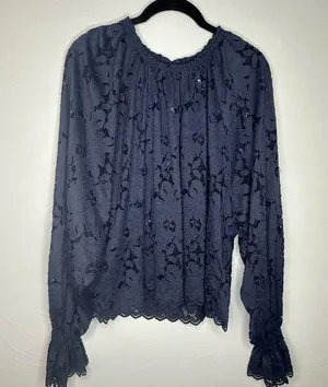 Free People Lace Blouse Women's Size Medium Blue Eyelet Boho Top Flowy thumbnail 2