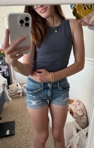 Tillys Top thumbnail 1