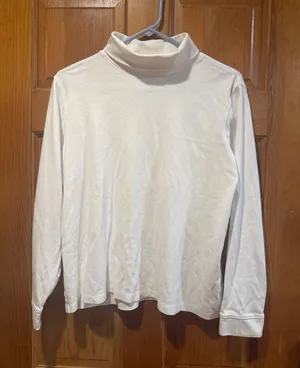 L.L.Bean white turtle neck size xlarge . thumbnail 1