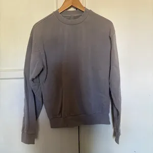 SKIMS Crewneck thumbnail 2