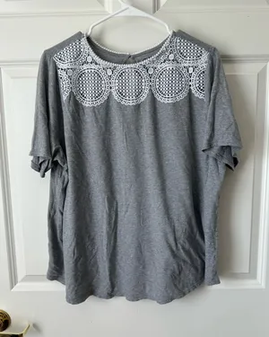 Loft Knit Grey Women’s Short Sleeve Shirt Size XL thumbnail 1