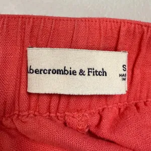 Abercrombie & Fitch Linen Blend Wide Leg Pull-On Pants Coral Size Small thumbnail 3