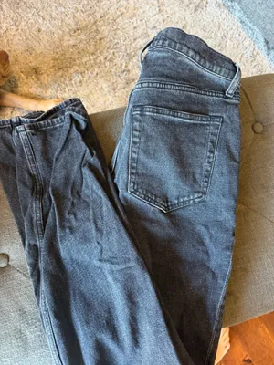 Abercrombie High-Rise Jeans 90s Straight Curve Love thumbnail 1
