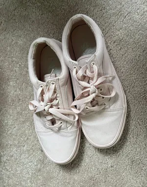 Light Pink thumbnail 3