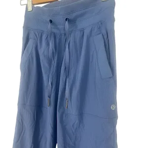 Lululemon Dance Studio Mid-Rise Pant Washed Denim Size 0 31" Inseam thumbnail 4