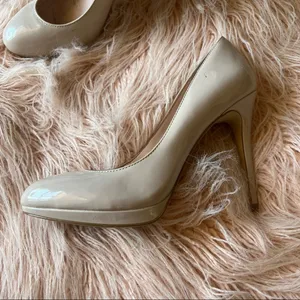 4/$10 ❣️ Aldo Patent Leather Heel thumbnail 2