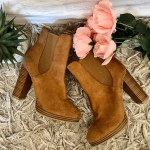 SheIn Camel Faux Suede Booties thumbnail 1