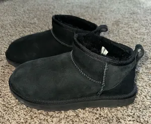 UGG Boots Ultra Mini Classic Black thumbnail 1