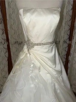 Beautiful David’s Bridal Strapless Satin & Organza Ruffle Wedding Gown thumbnail 3
