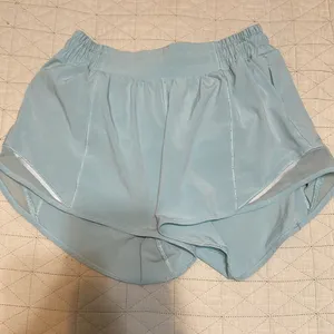 Lululemon Hotty Hot Short II *Long 4" Sea Frost Women's Blue new without tags thumbnail 9