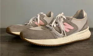 New Balance X-70 Womens Grey Pink Suede Mesh Sneakers Size 8 thumbnail 1