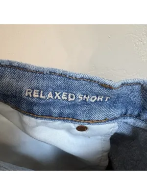 American Eagle Outfitters Relaxed Short Strigid Distressed Denim Shorts Size 16 thumbnail 4