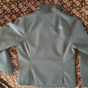 Women’s North Face Windwall Coat thumbnail 5