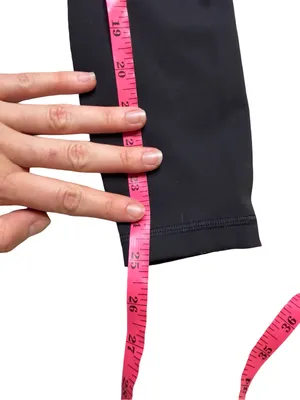 🖤 Lululemon Wunder Train High Rise Tight 25”‎ Size 2 Training Leggings 🖤 thumbnail 5