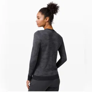 Lululemon Swiftly Breathe Long Sleeve Size 4 thumbnail 3
