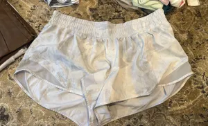 Lululemon Shorts thumbnail 1