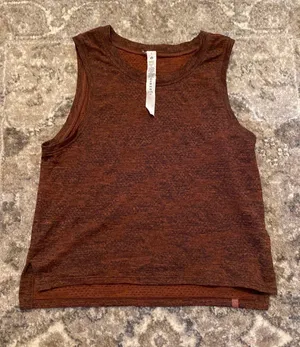 Lululemon Cropped Tank thumbnail 1