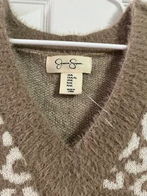 Jessica Simpson Brown Leopard Print Sleeveless V Neck Sweater Vest thumbnail 3