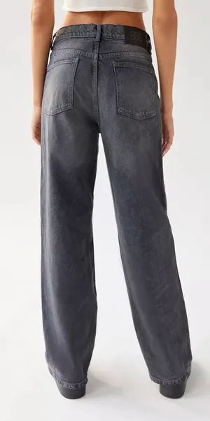 BDG dipped v front wide leg jeans thumbnail 2