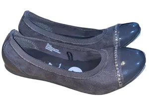Seychelles Triangle Flats Size 7 Gray Cap Toe Ballet‎ Shoes Comfort Slip On thumbnail 1